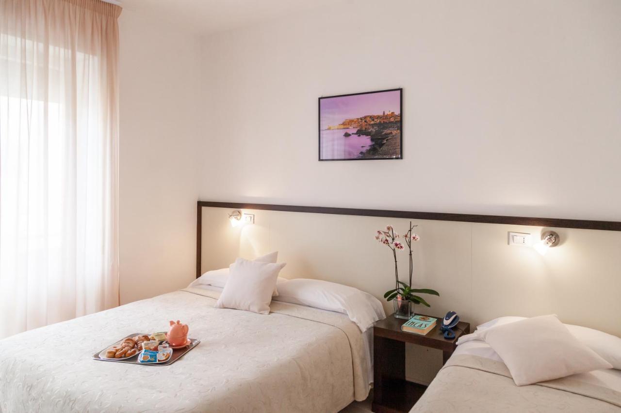 Hotel Viola Gaeta Exterior photo